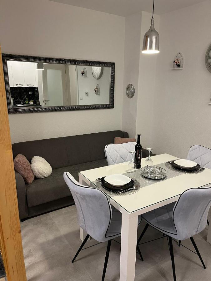 Studio Apartman Implex Apartment Ðakovo Exterior foto